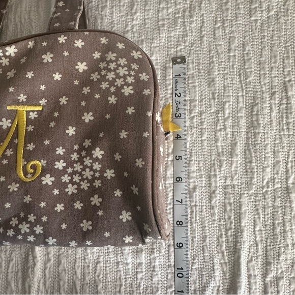 Thirty One - Makeup Bag - Picture 6 of 11